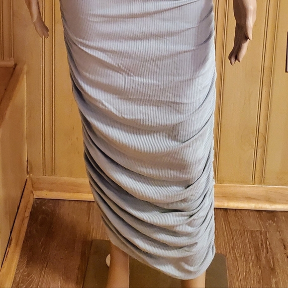 Forever 21 Ruched Ribbed Tank Dress - Picture 2 of 7